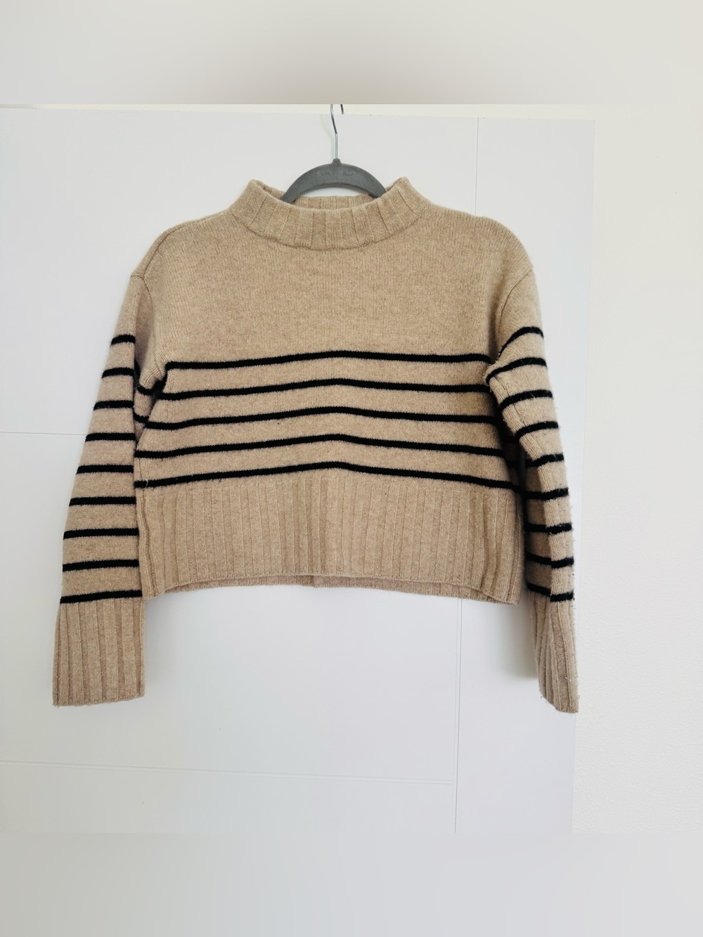 Reformation Brooke Striped Tan Black Cropped Merino Wool Sweater Sz S - Picture 3 of 8